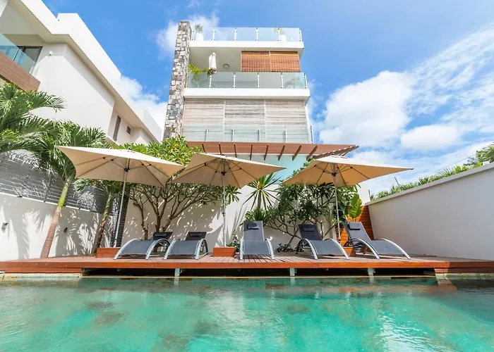 Beachcove Apt No 10